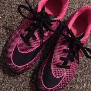 Girls cleats Nike size 1